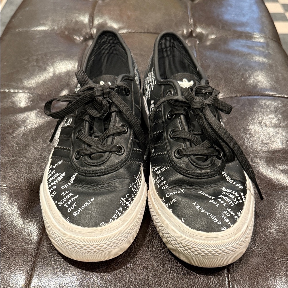 Adidas Women's Black and White Graphic Sneakers